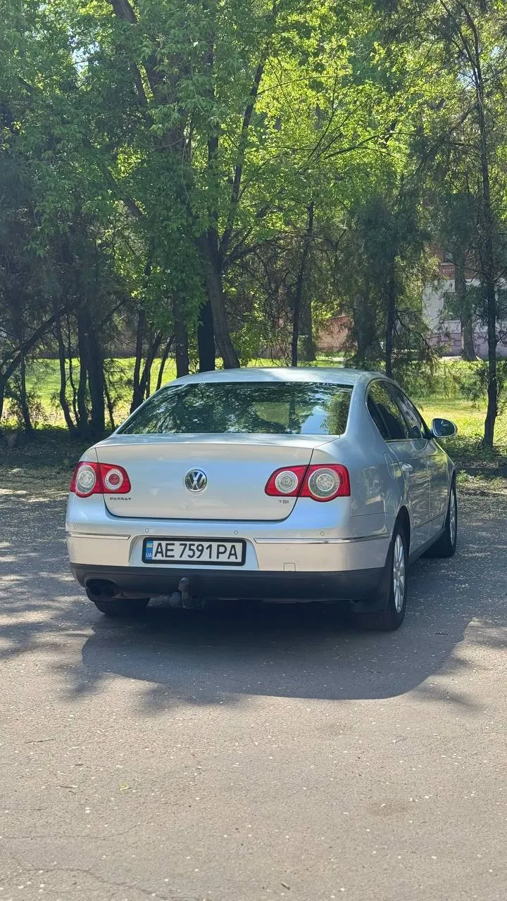 Volkswagen Passat - фото 12