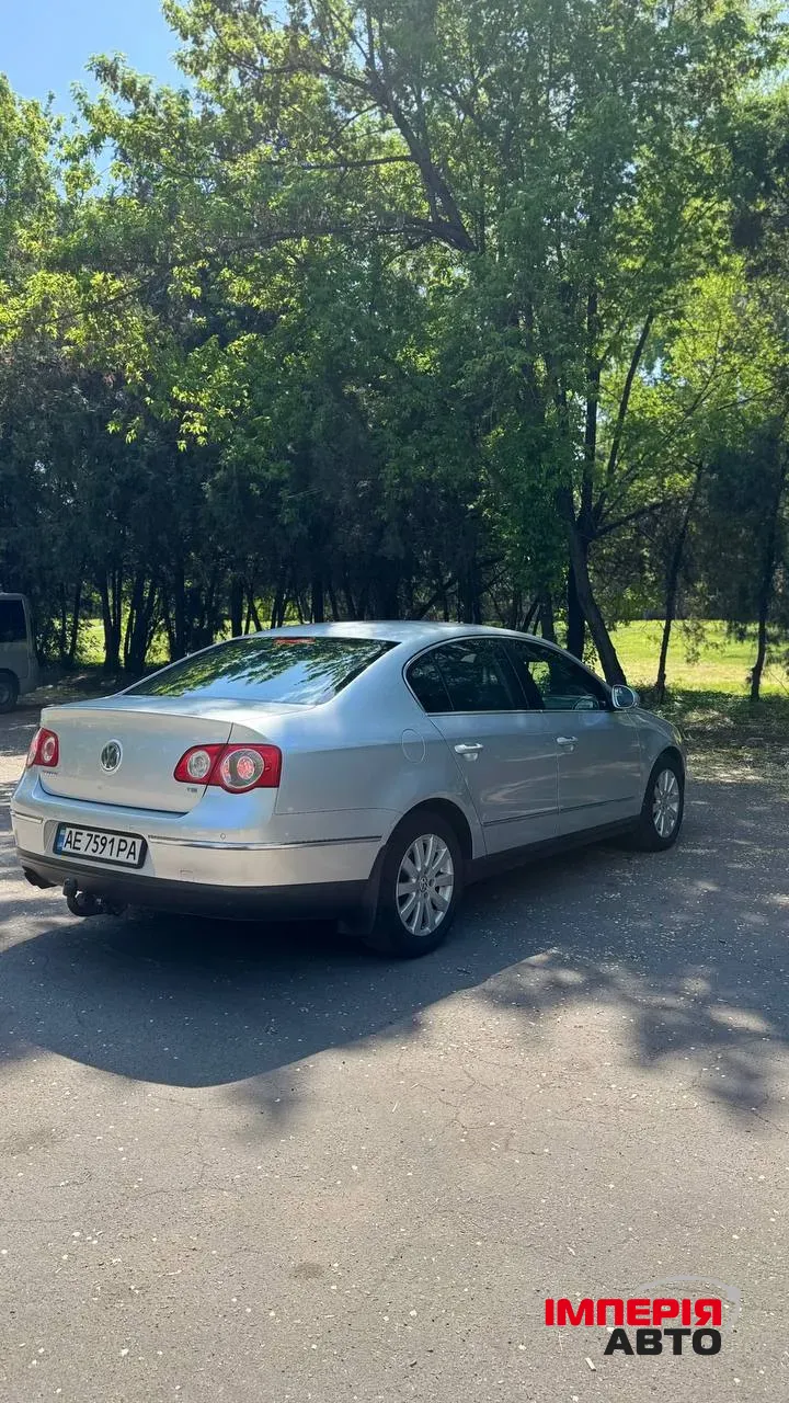 Volkswagen Passat - фото 11