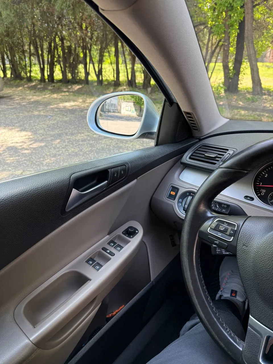 Volkswagen Passat - фото 16