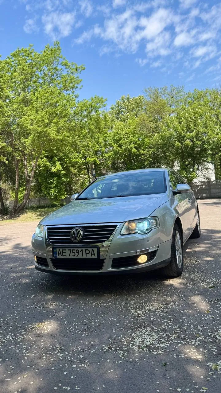 Volkswagen Passat - фото 6