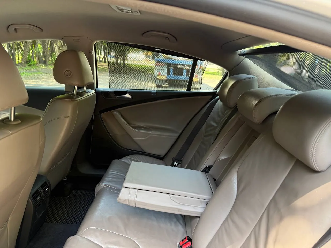 Volkswagen Passat - фото 21