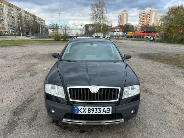 Skoda Octavia - фото 1