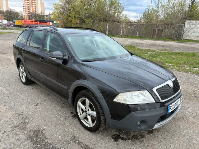 Skoda Octavia - фото 2