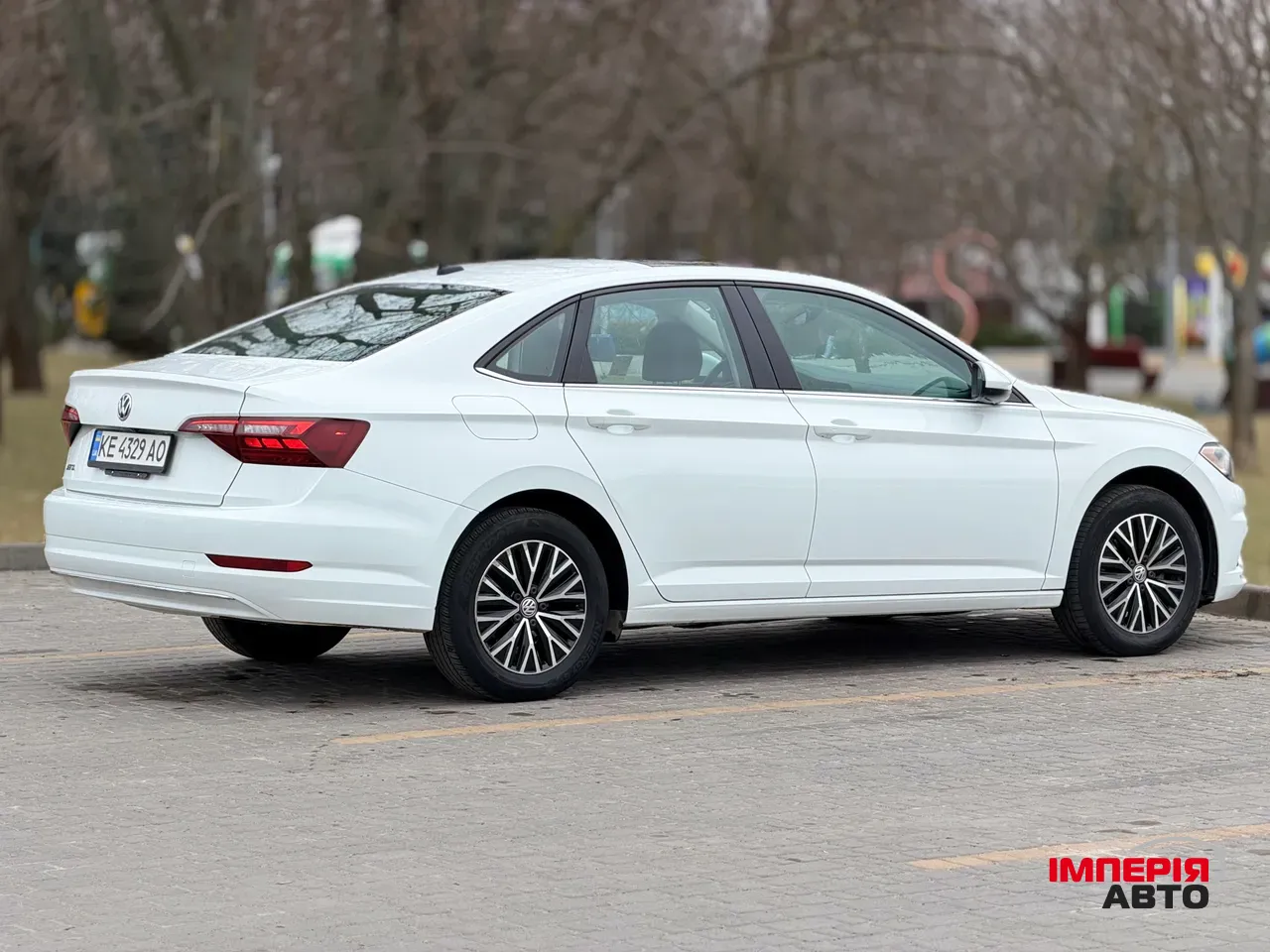 Volkswagen Jetta - фото 11