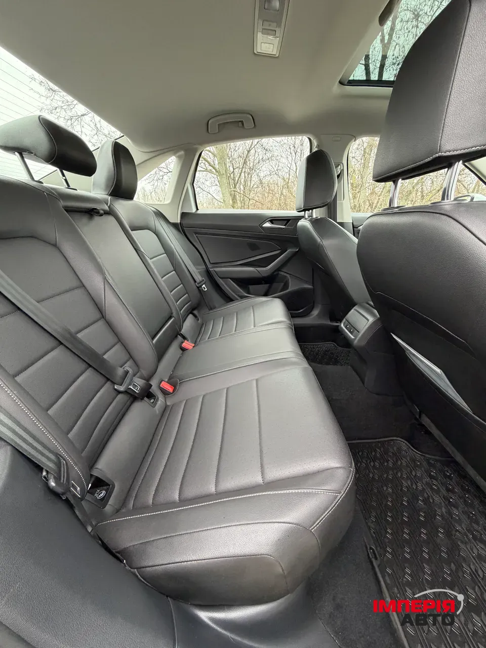 Volkswagen Jetta - фото 20