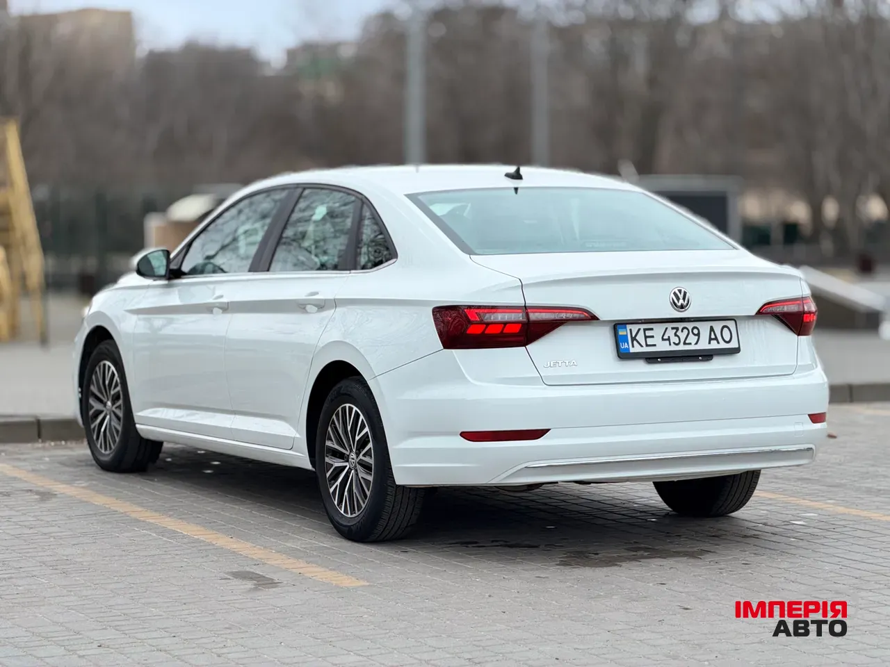 Volkswagen Jetta - фото 7