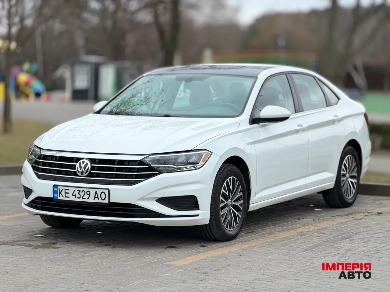 Volkswagen Jetta - фото 5