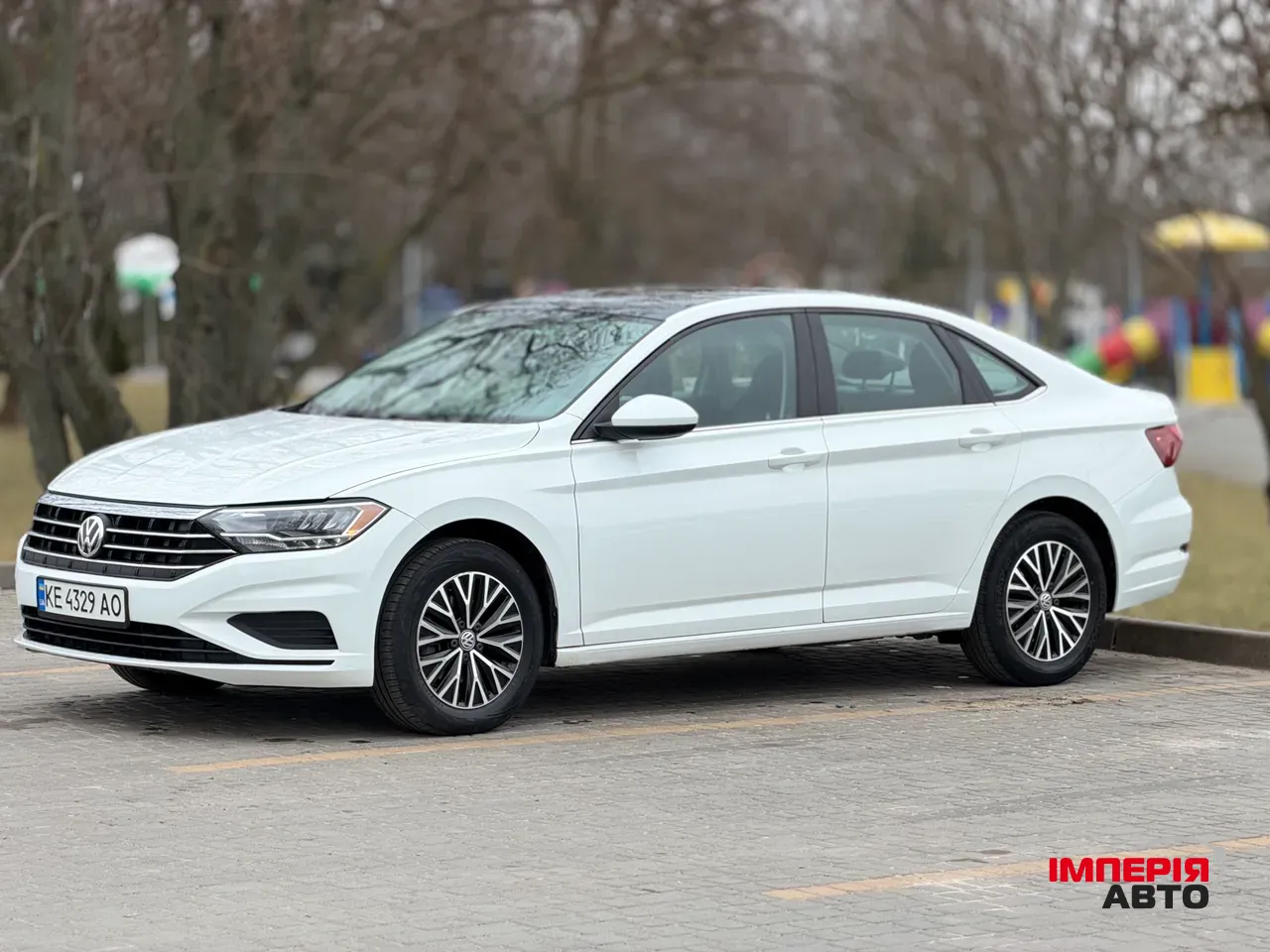 Volkswagen Jetta - фото 6