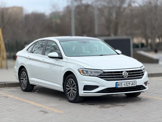 Volkswagen Jetta - фото 3