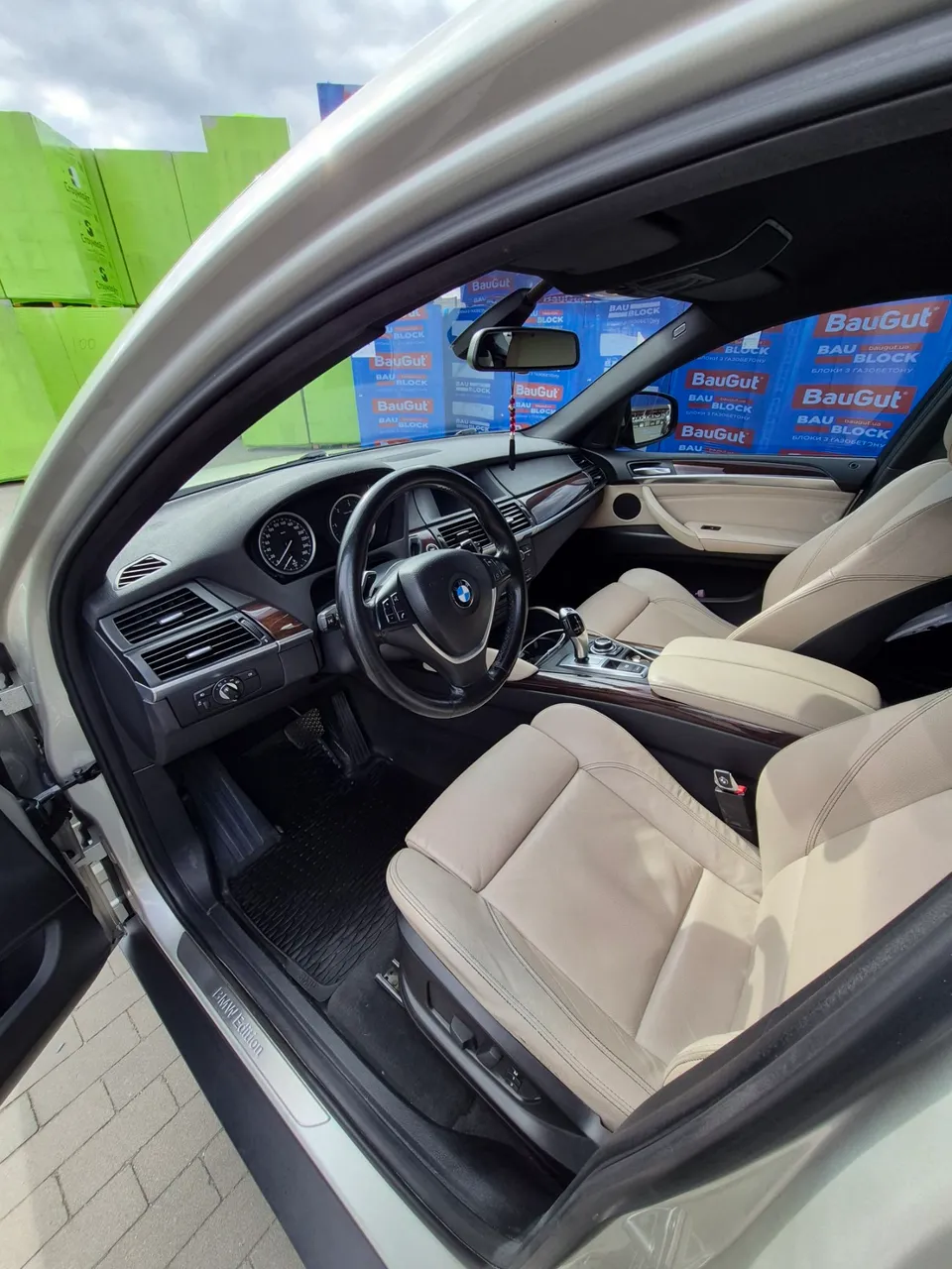 BMW X6 - фото 11