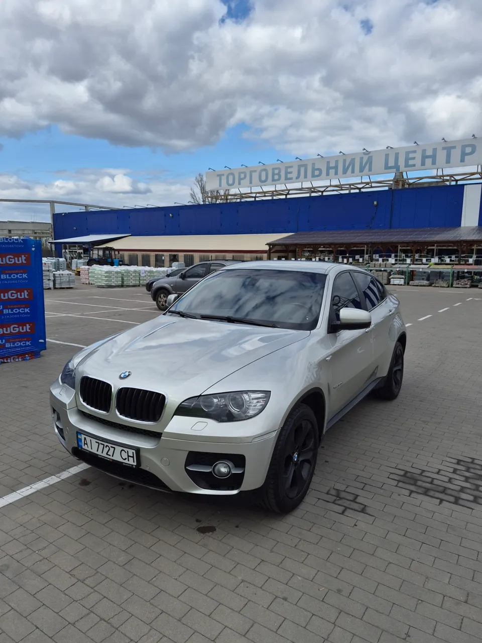 BMW X6 - фото 1
