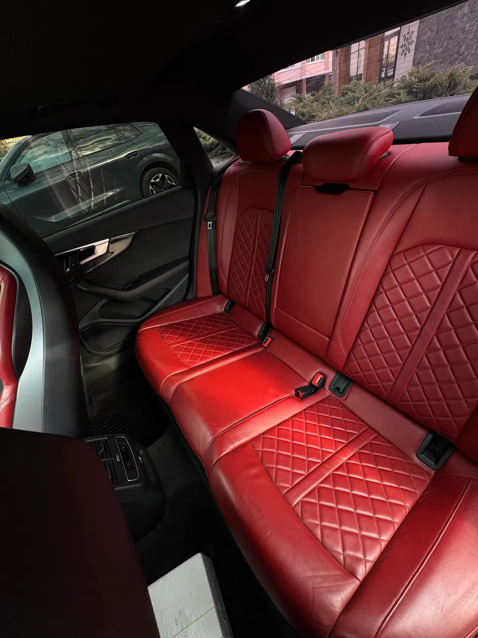 Audi S4 - фото 24