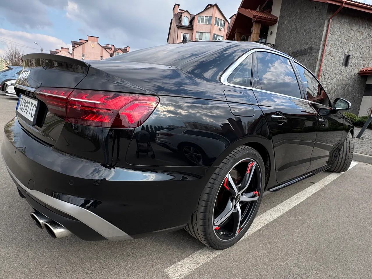 Audi S4 - фото 11