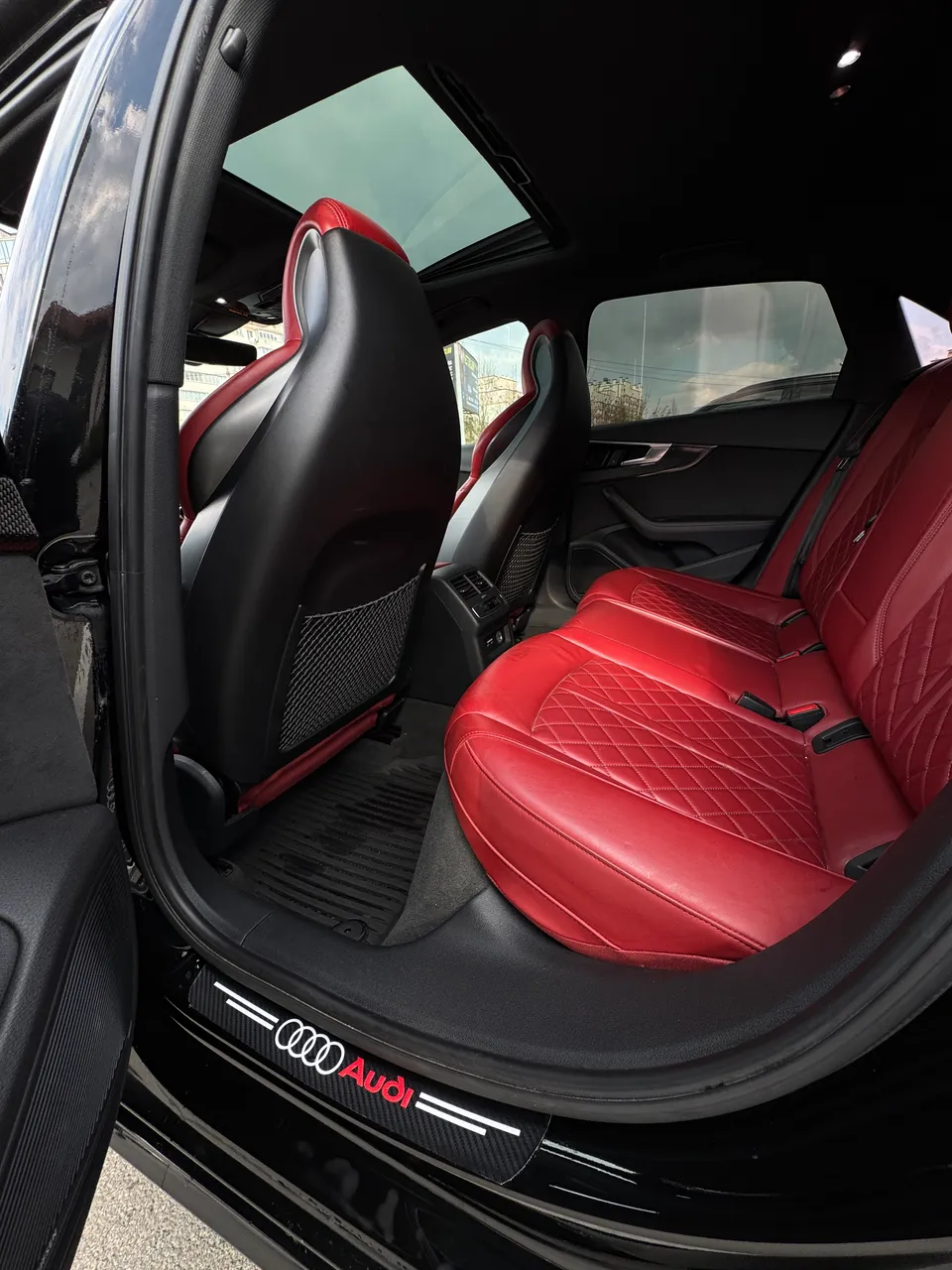 Audi S4 - фото 22