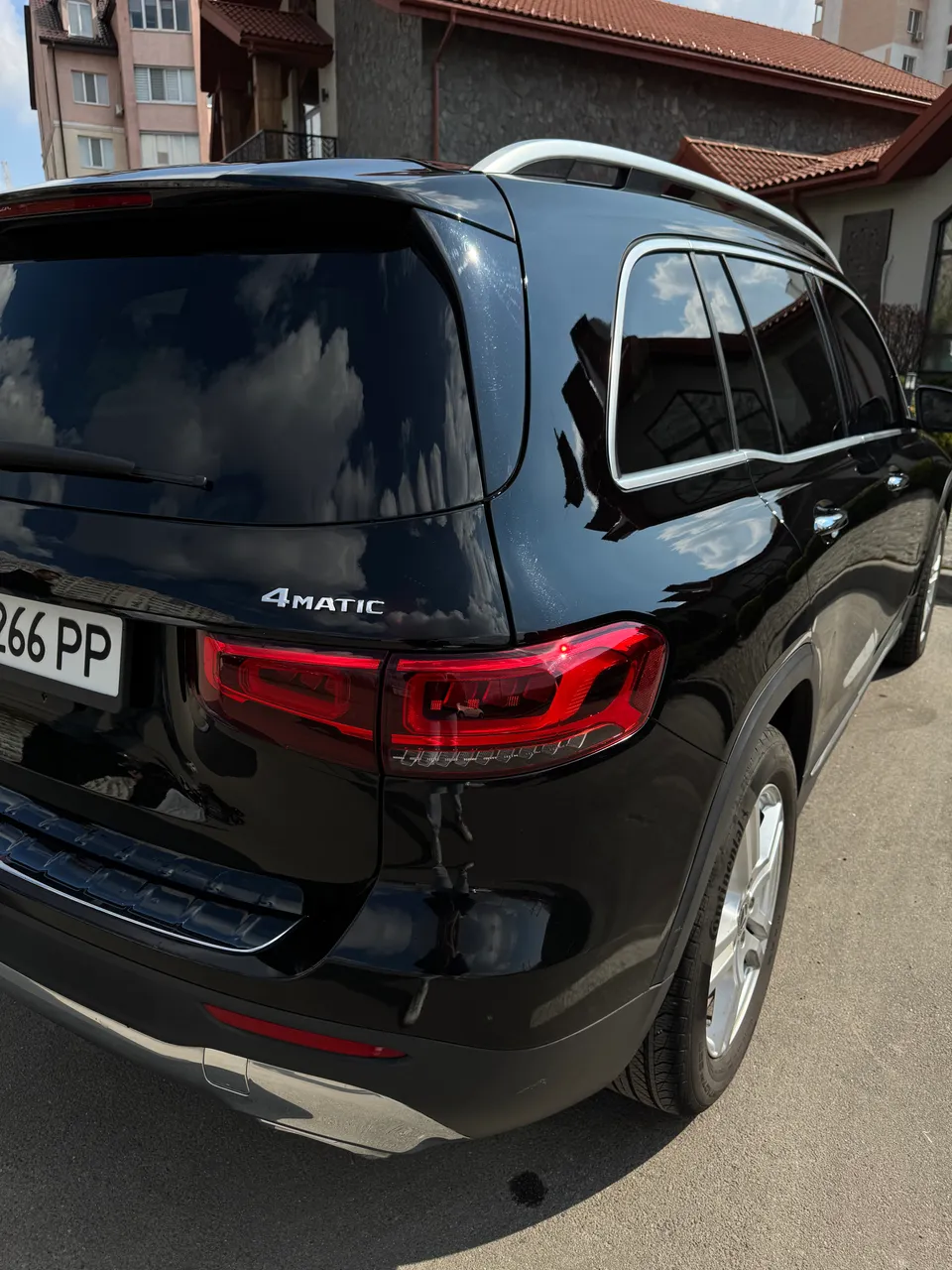 Mercedes-Benz GLB - фото 16