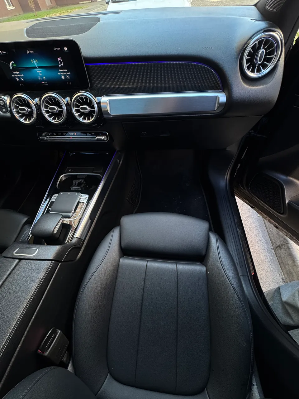 Mercedes-Benz GLB - фото 27