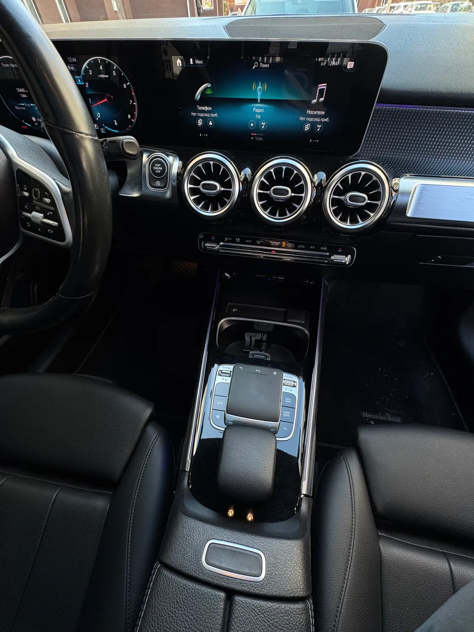 Mercedes-Benz GLB - фото 25