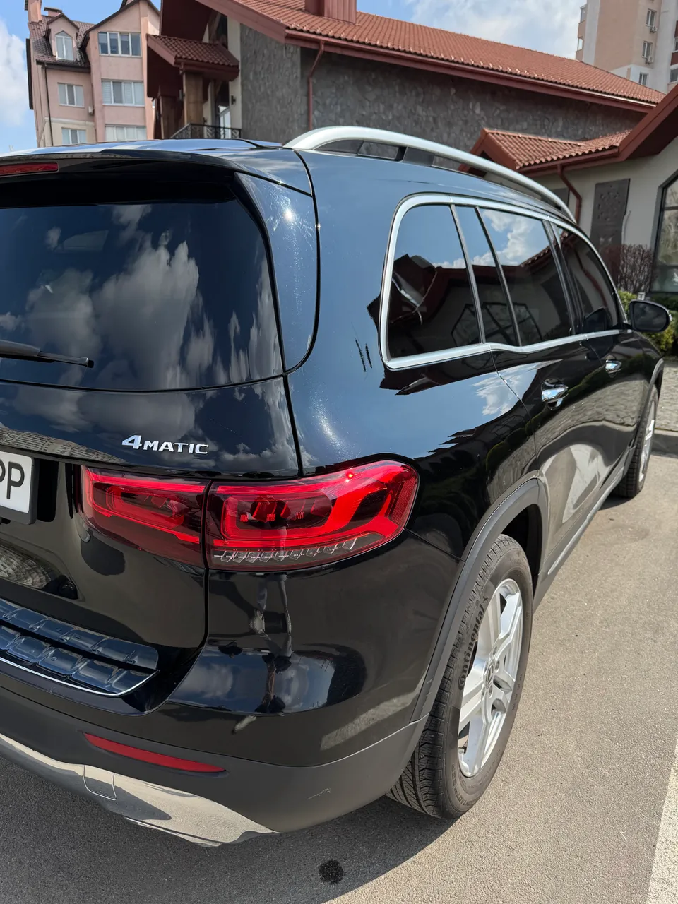 Mercedes-Benz GLB - фото 14