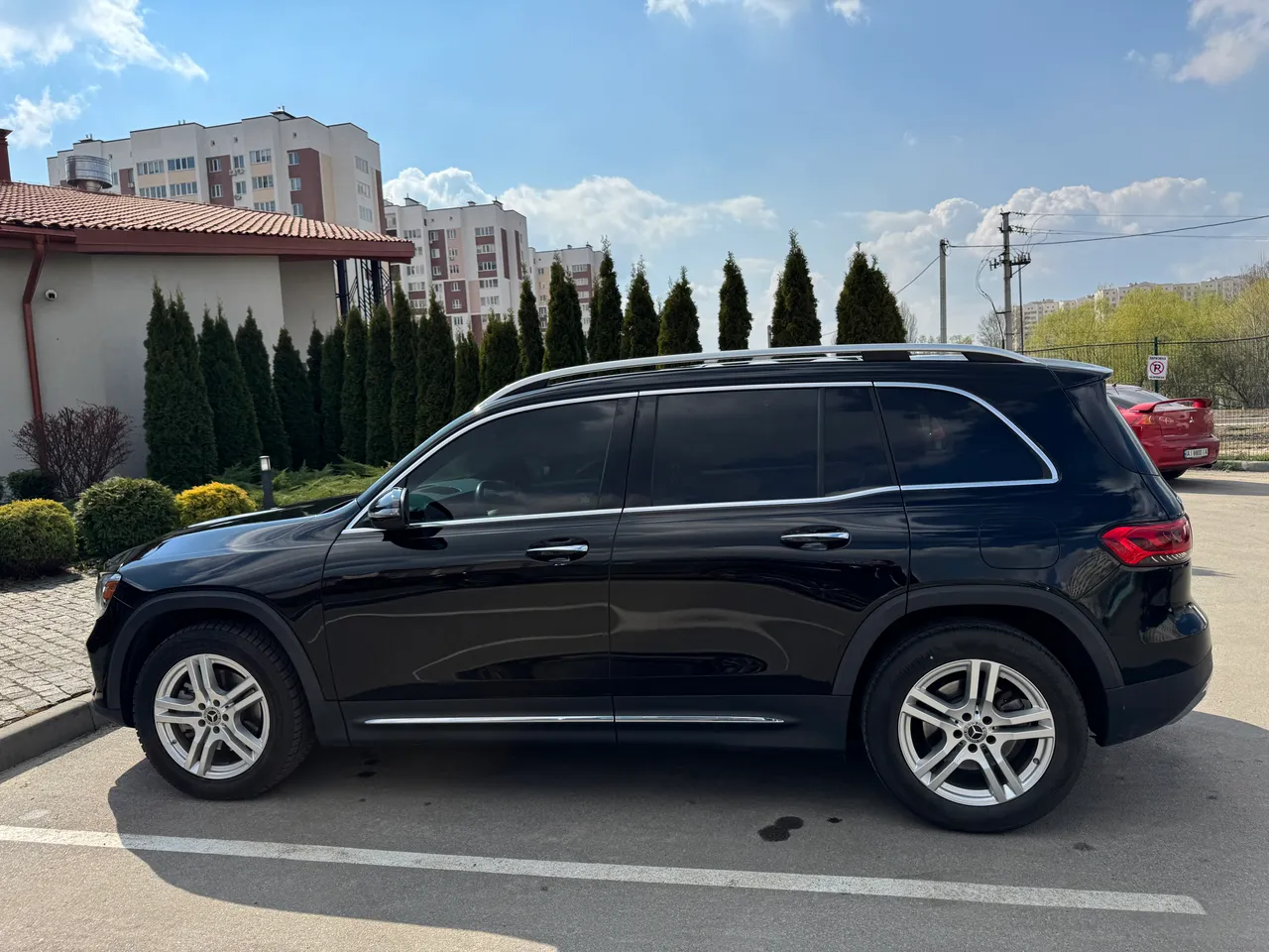 Mercedes-Benz GLB - фото 10