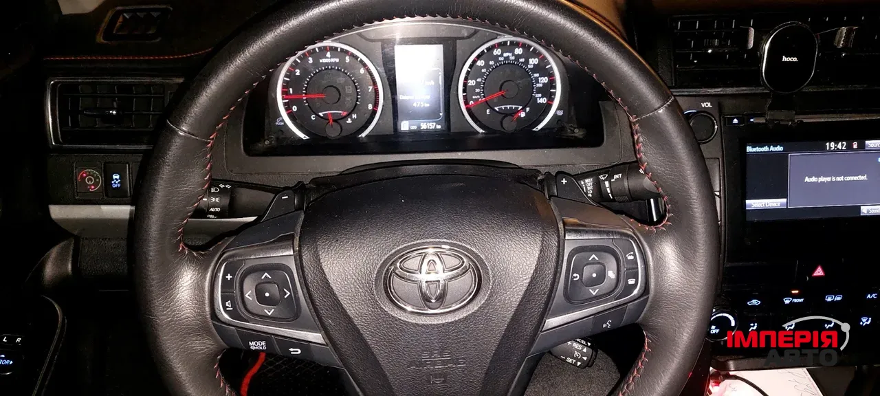 Toyota Camry - фото 4