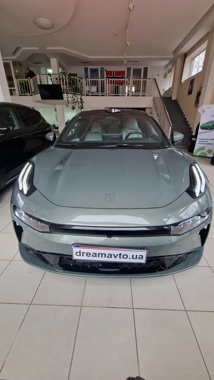 Zeekr 001 - фото 1