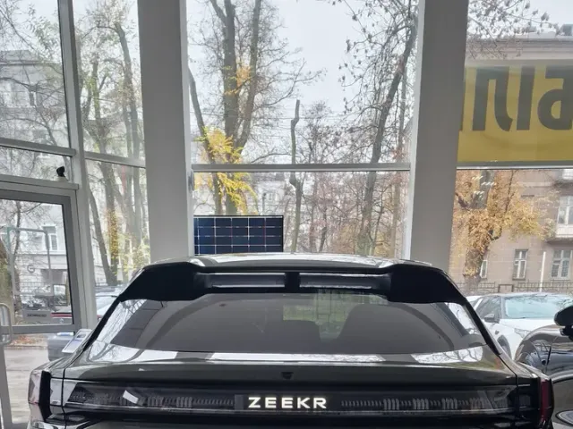 Zeekr 001 - фото 5