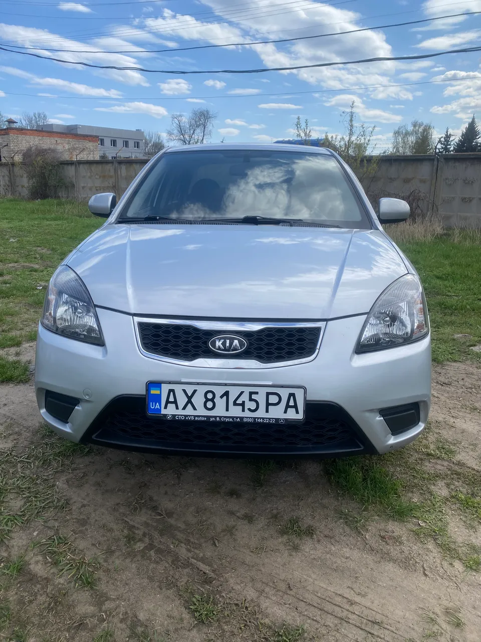 Kia Rio - фото 1