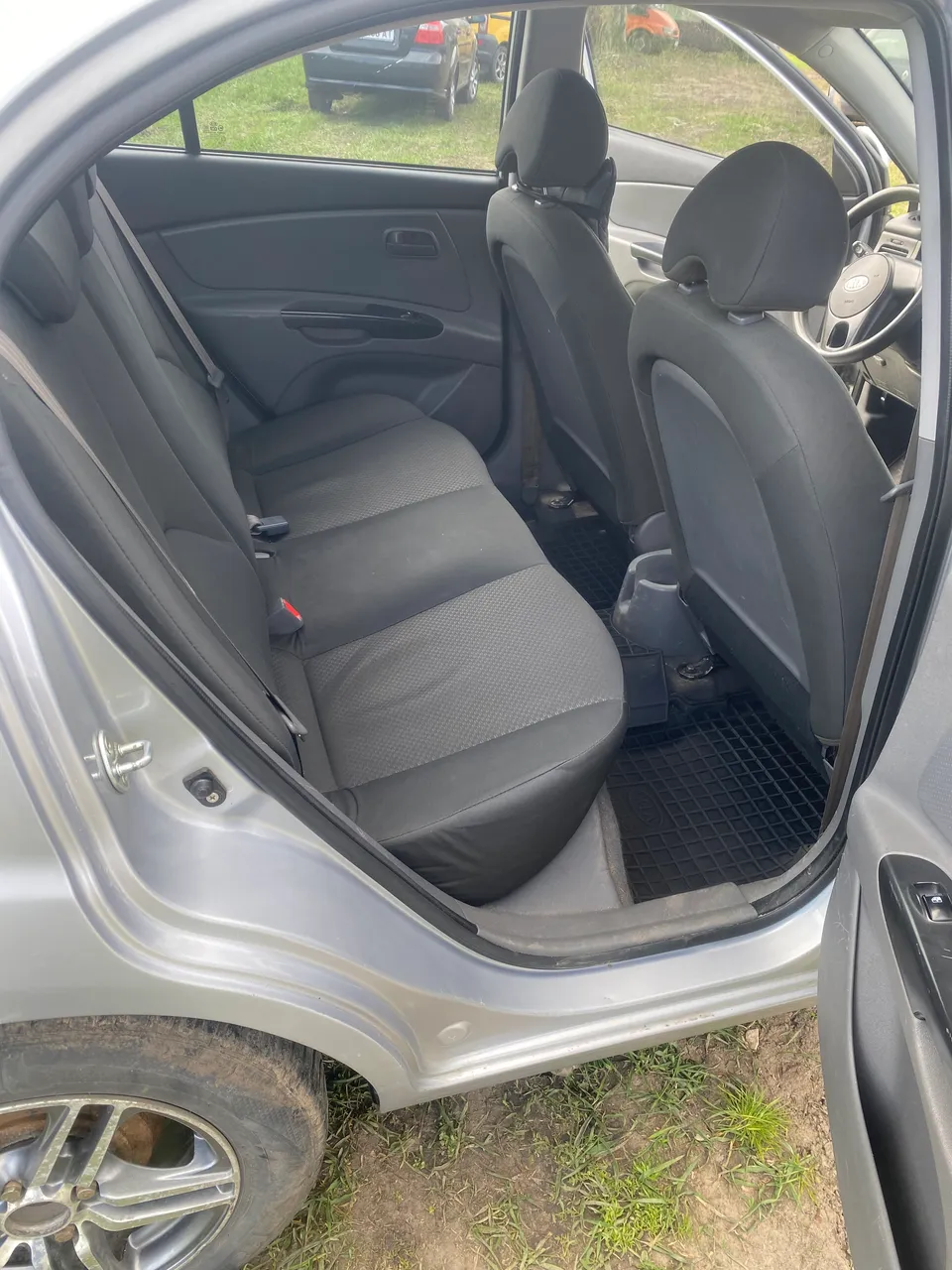 Kia Rio - фото 14