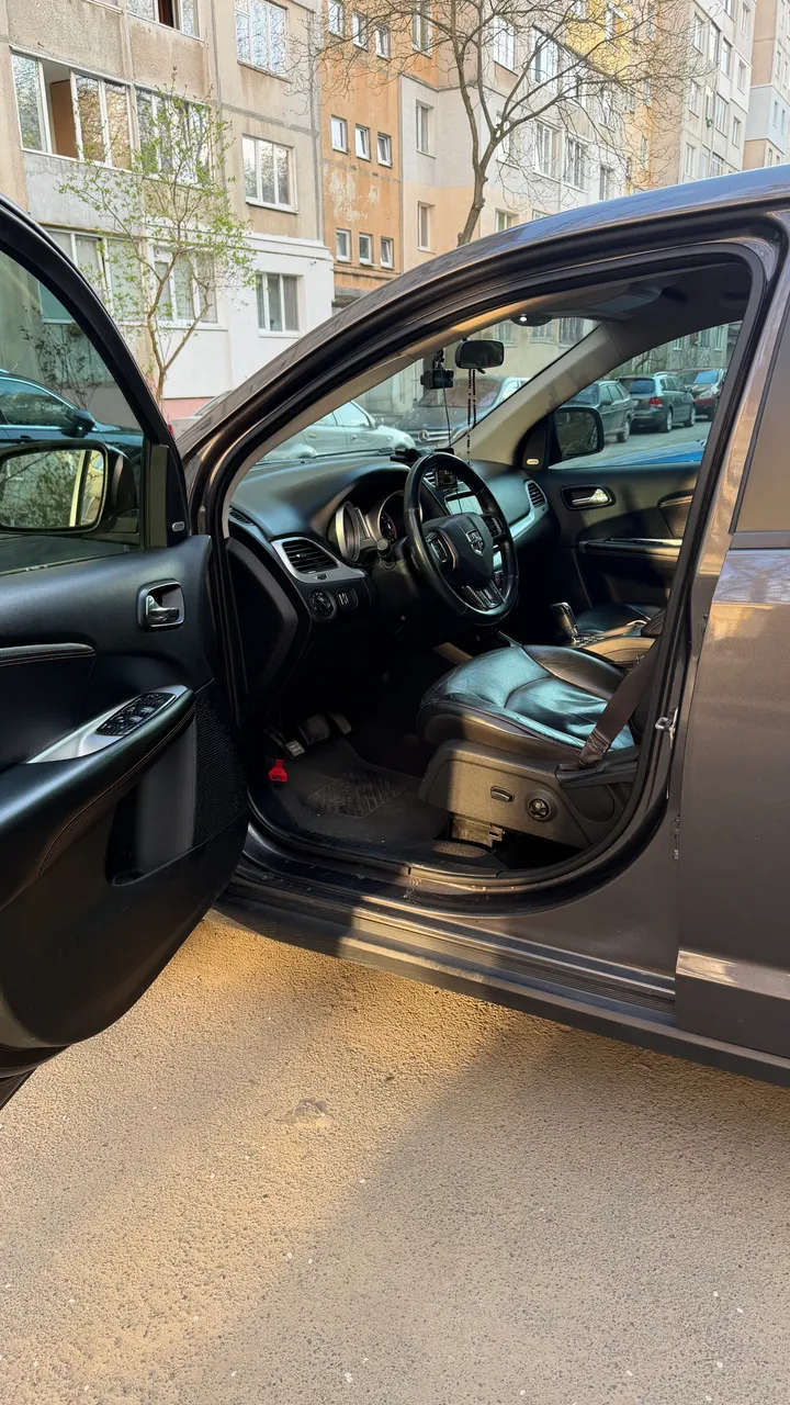 Dodge Journey - фото 2