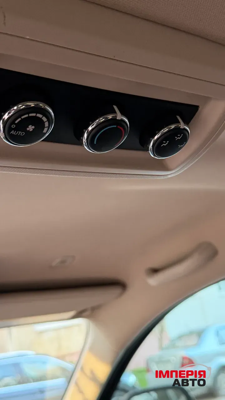 Dodge Journey - фото 8