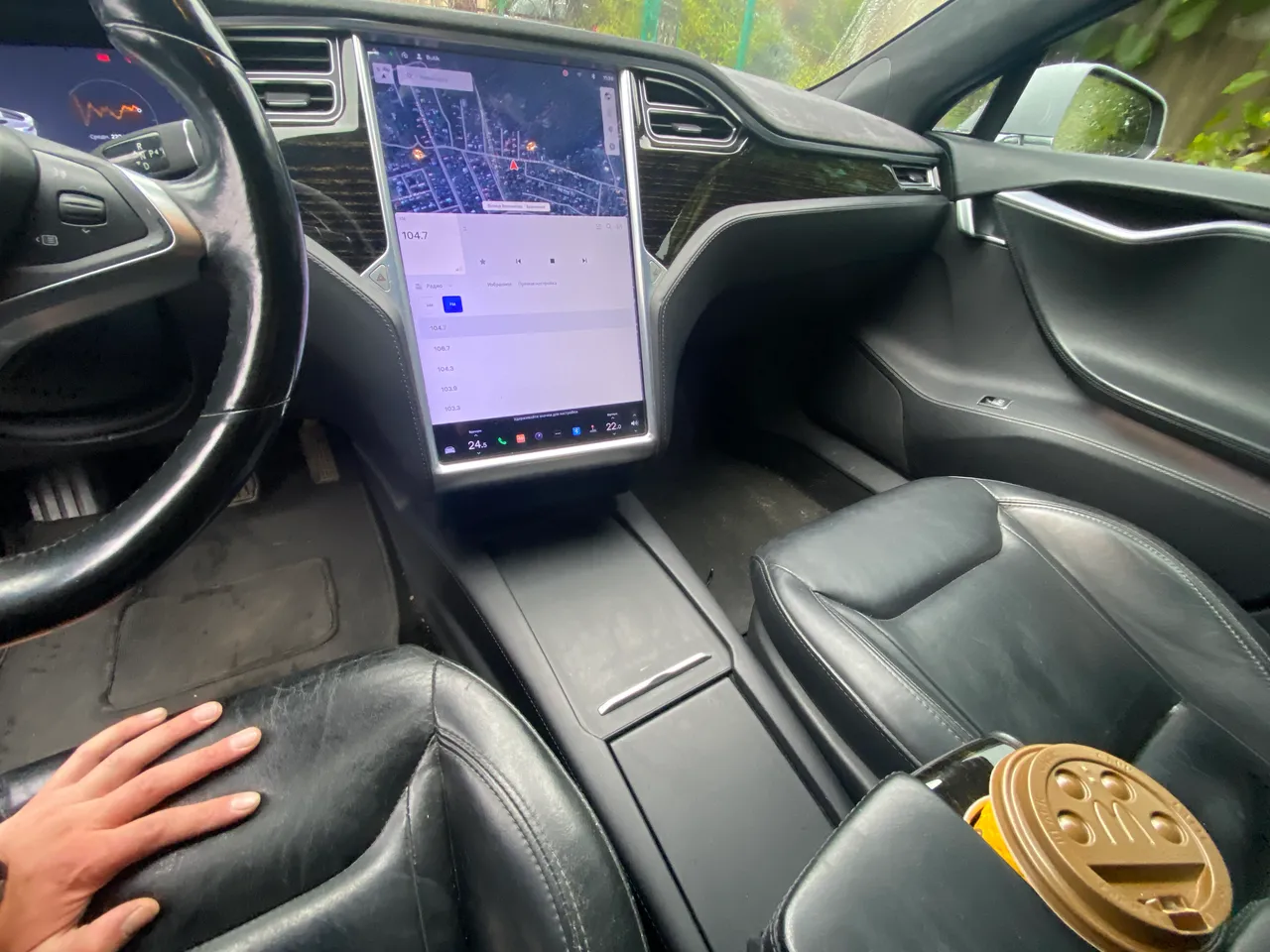 Tesla Model S - фото 6