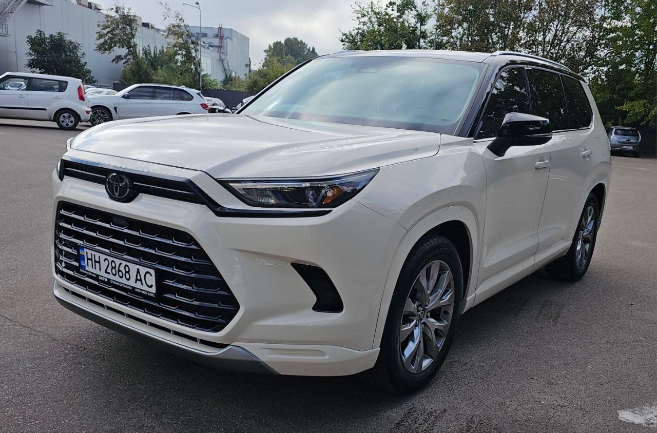 Toyota Grand Highlander - фото 12