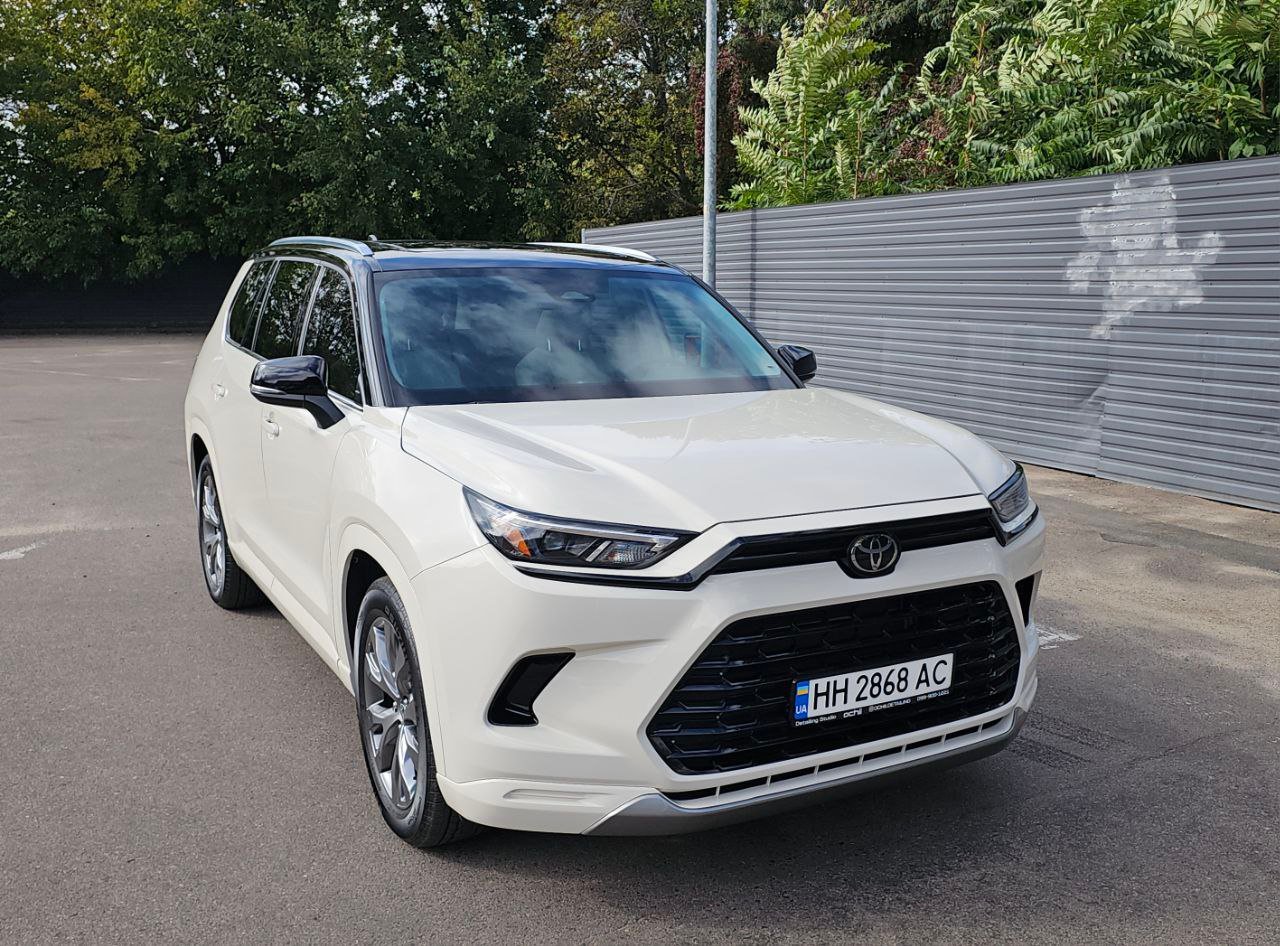 Toyota Grand Highlander - фото 1