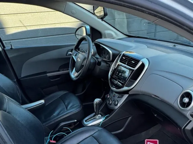 Chevrolet Sonic - фото 3