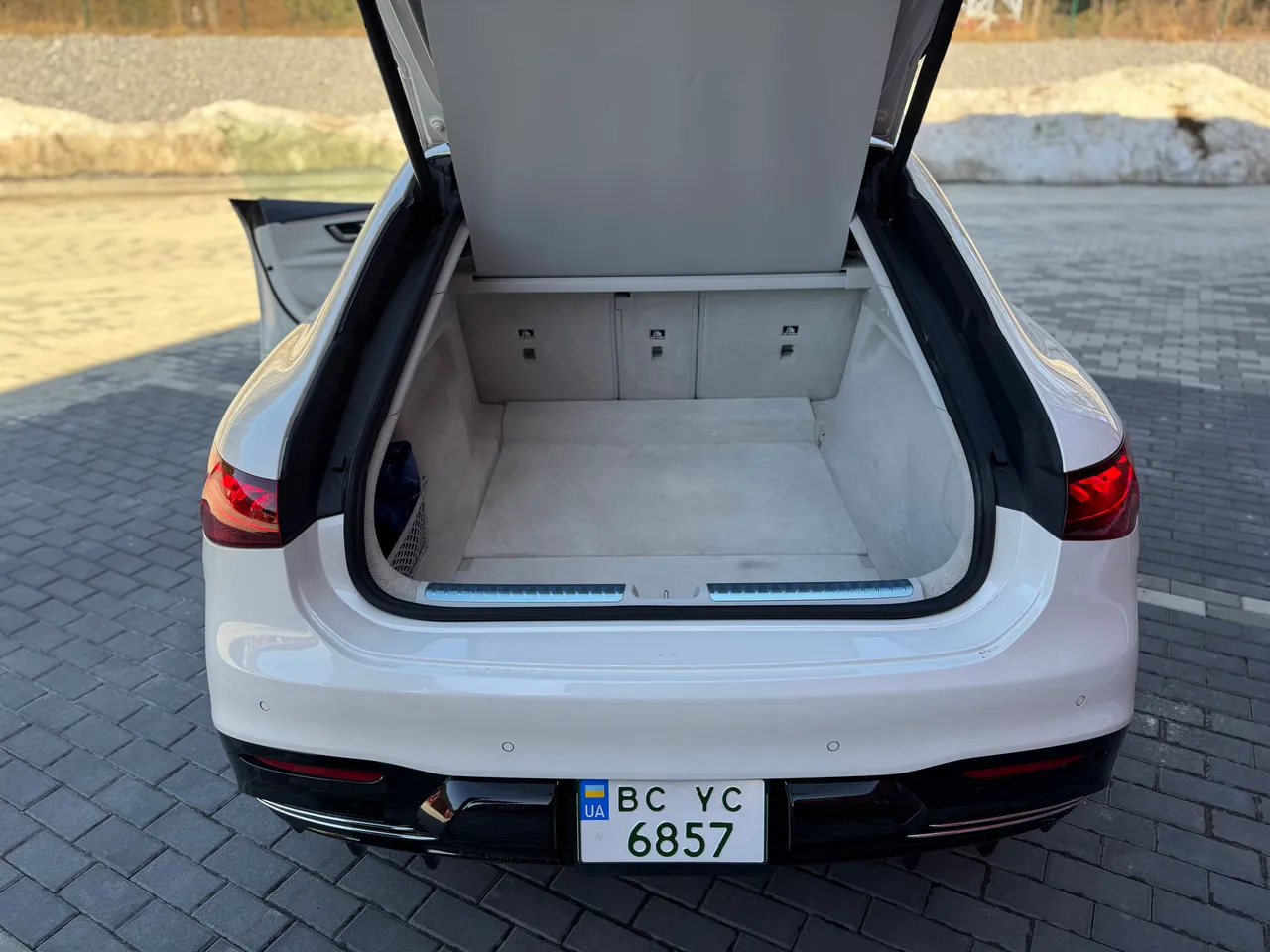 Mercedes-Benz EQS - фото 22