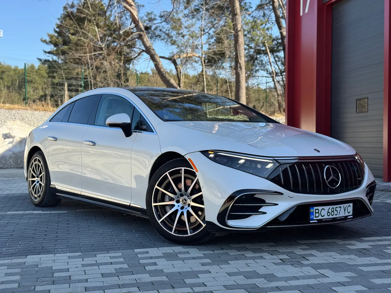 Mercedes-Benz EQS - фото 2