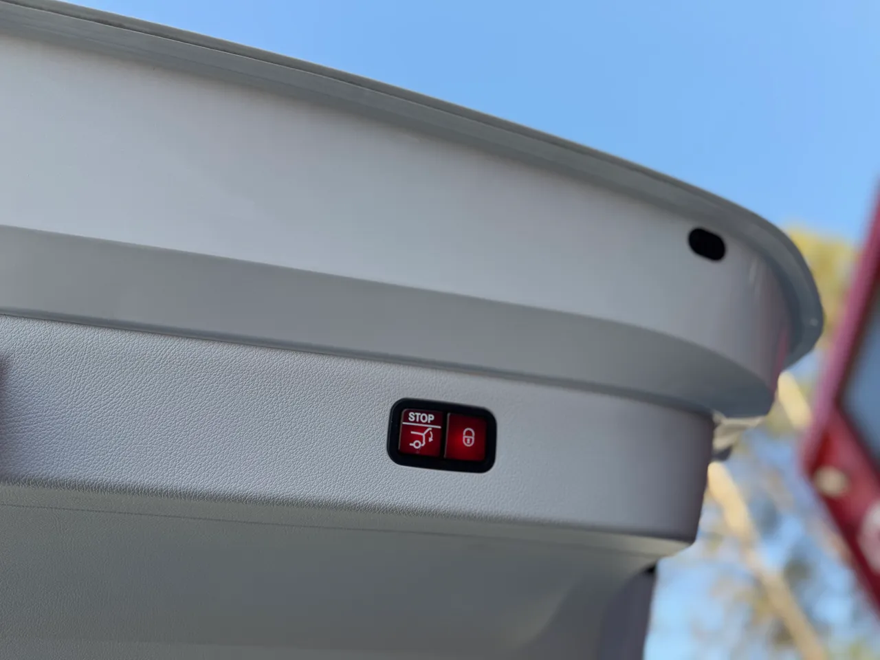 Mercedes-Benz EQS - фото 24