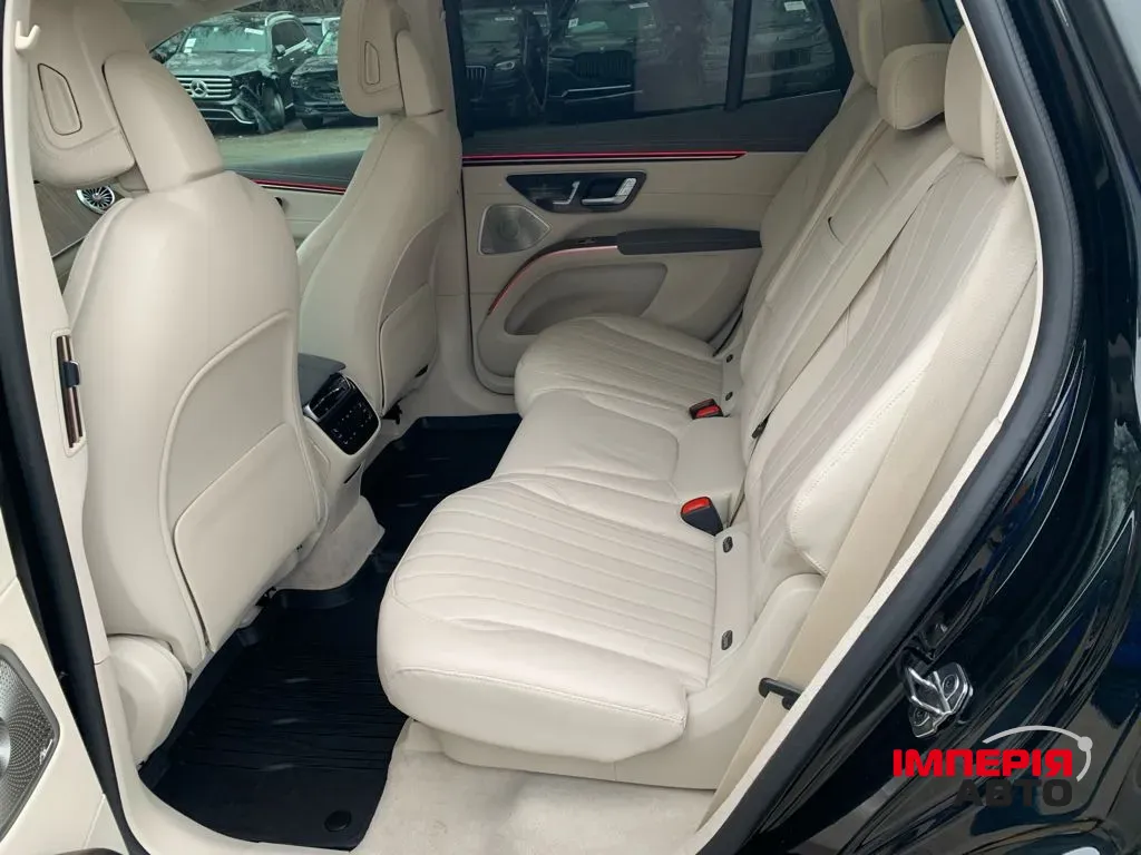 Mercedes-Benz EQS SUV - фото 2