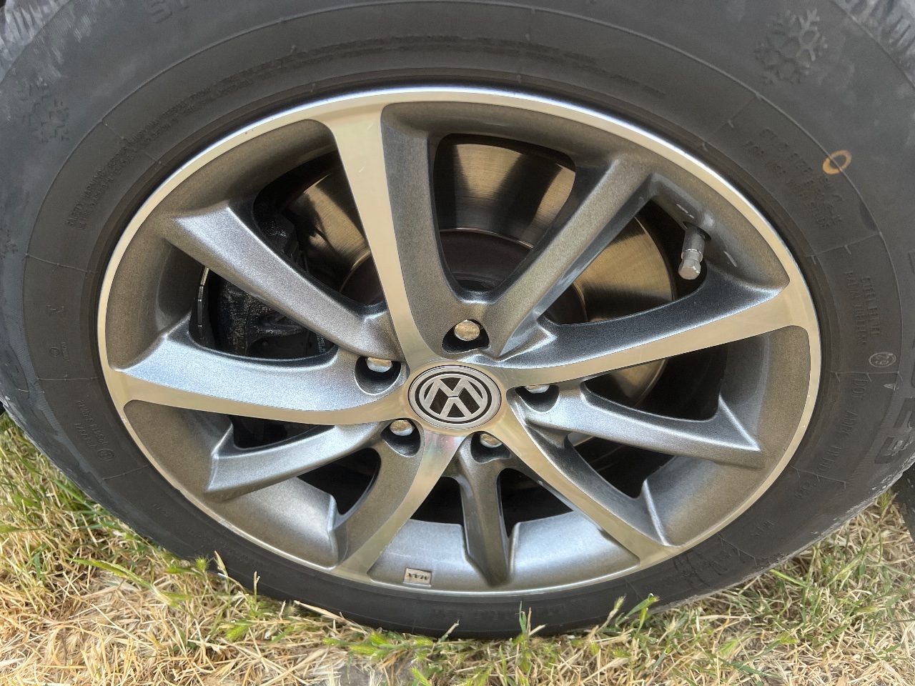 Volkswagen Passat - фото 8