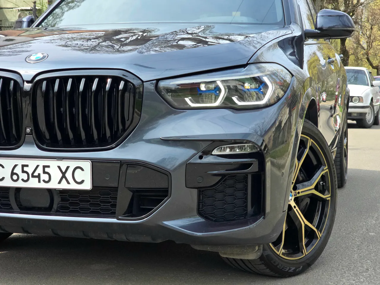 BMW X5 - фото 5
