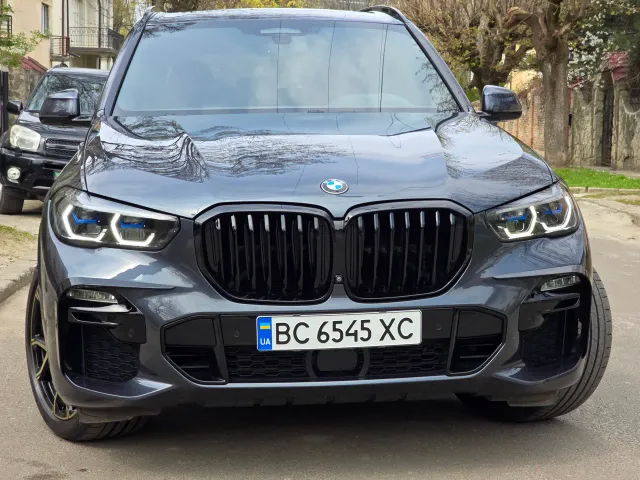 BMW X5 - фото 3