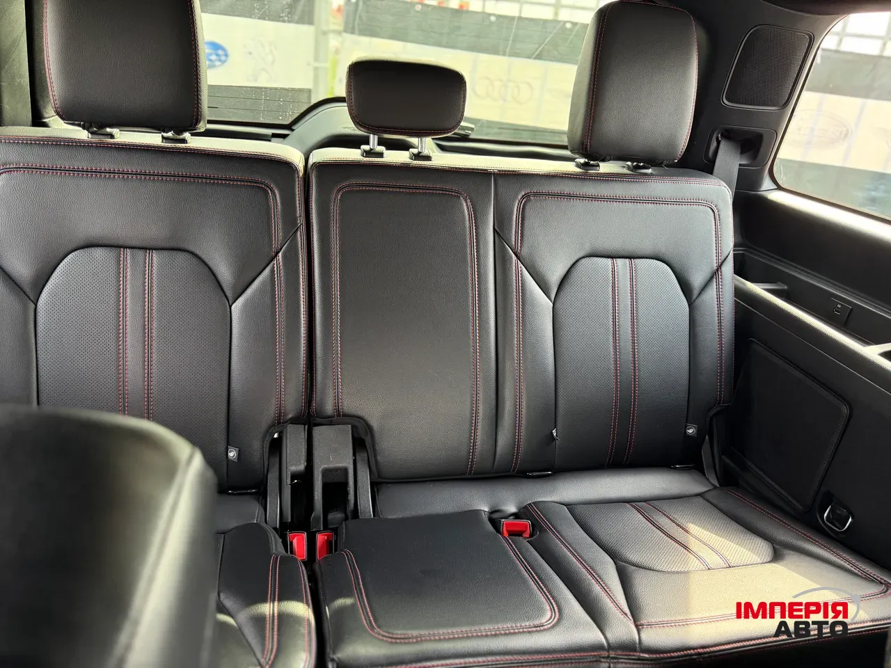 Ford Expedition - фото 9