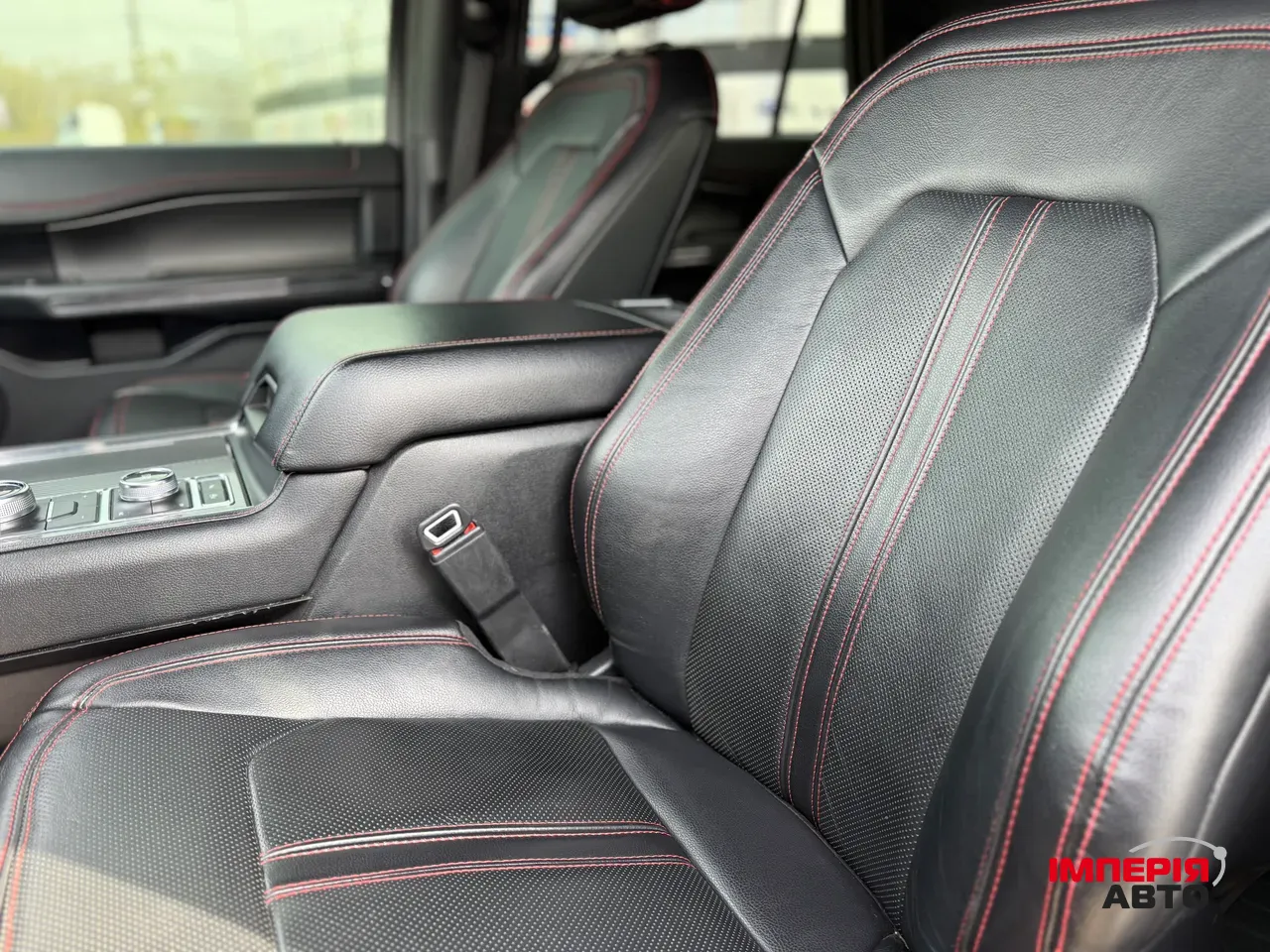 Ford Expedition - фото 8
