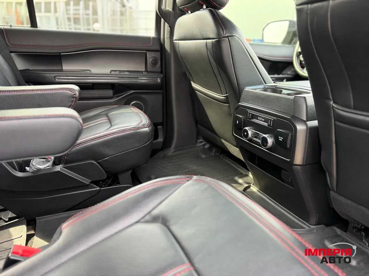 Ford Expedition - фото 13