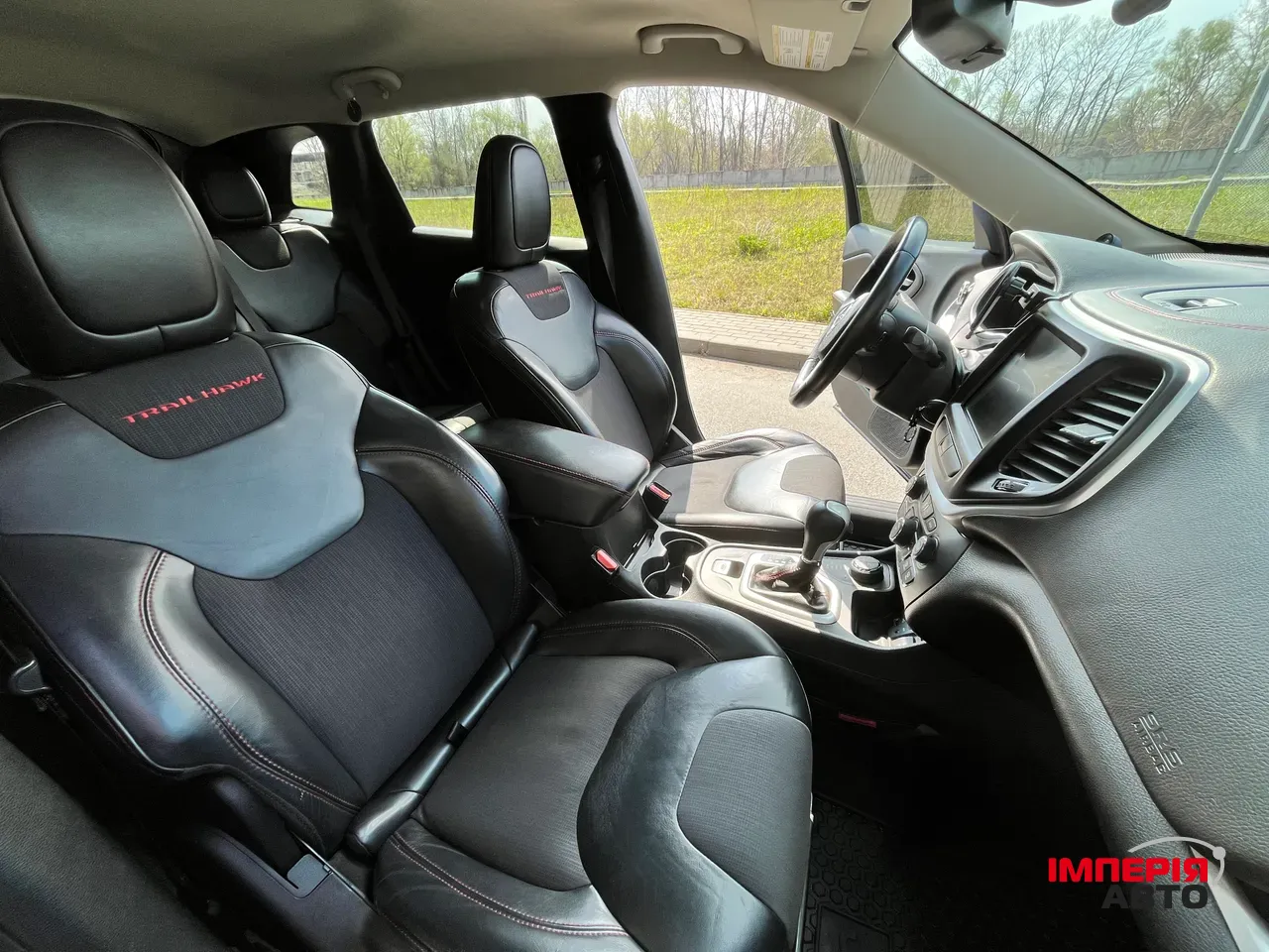 Jeep Cherokee - фото 14