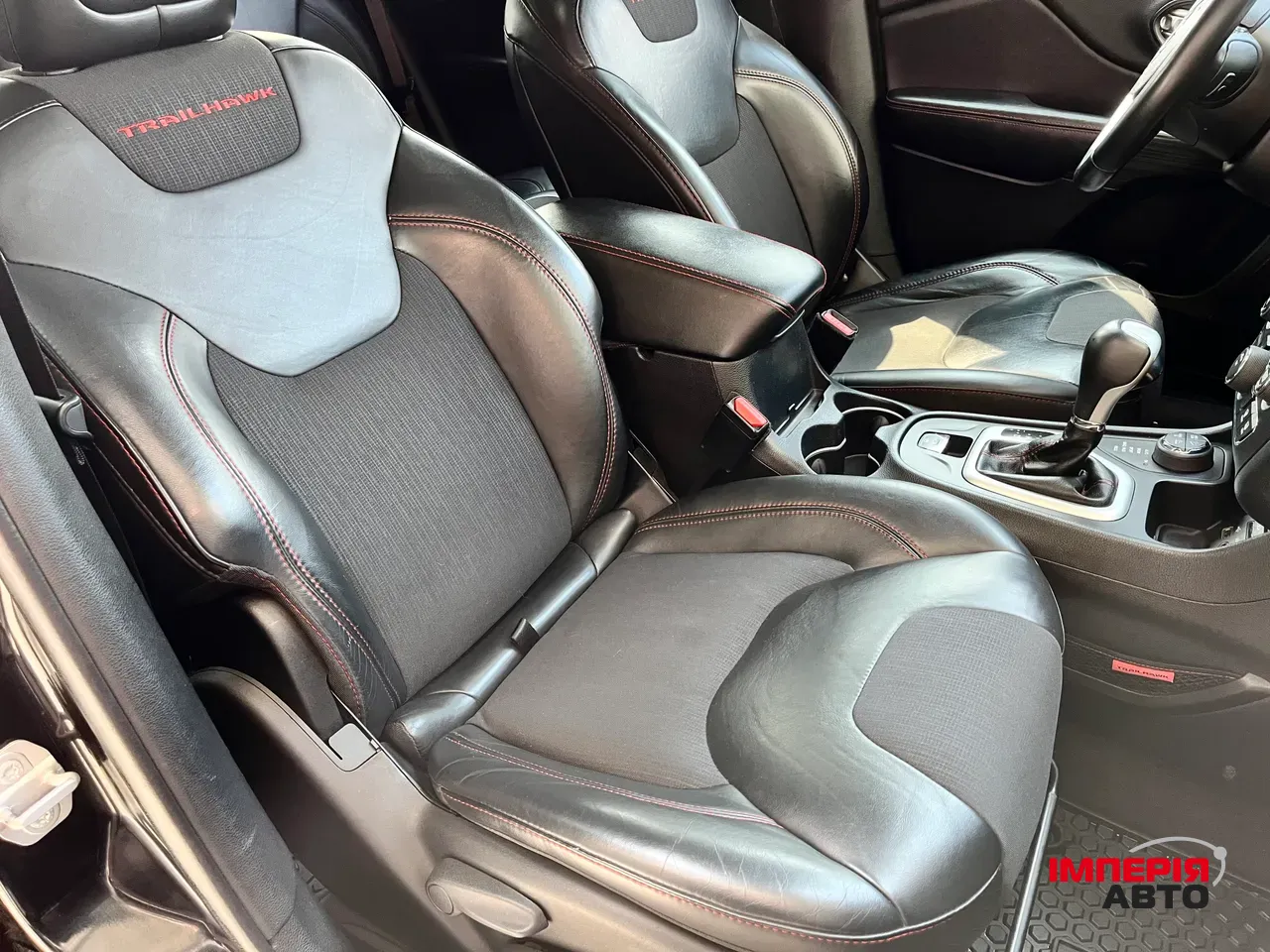 Jeep Cherokee - фото 17