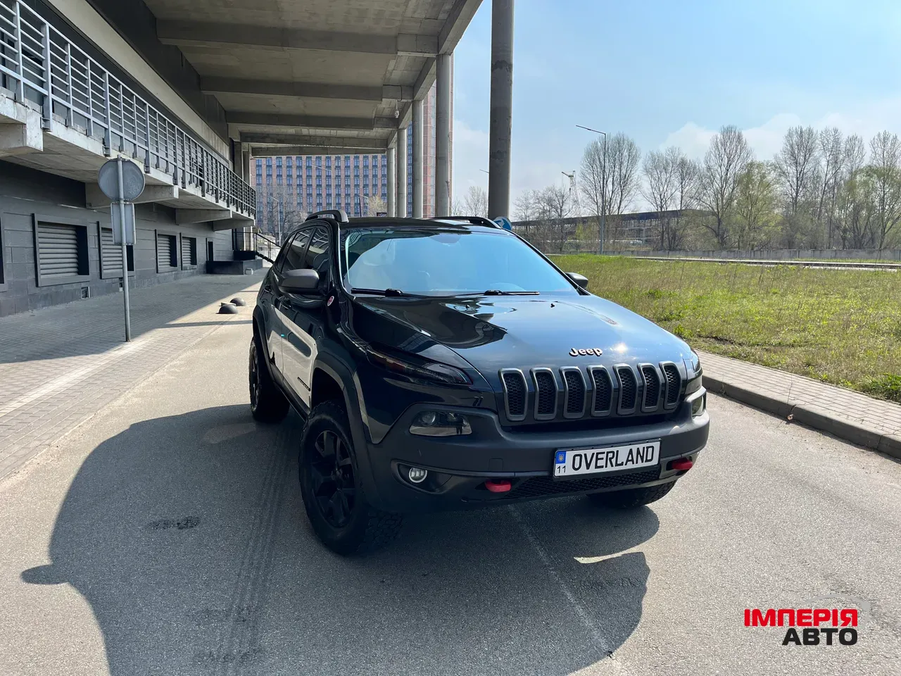 Jeep Cherokee - фото 3