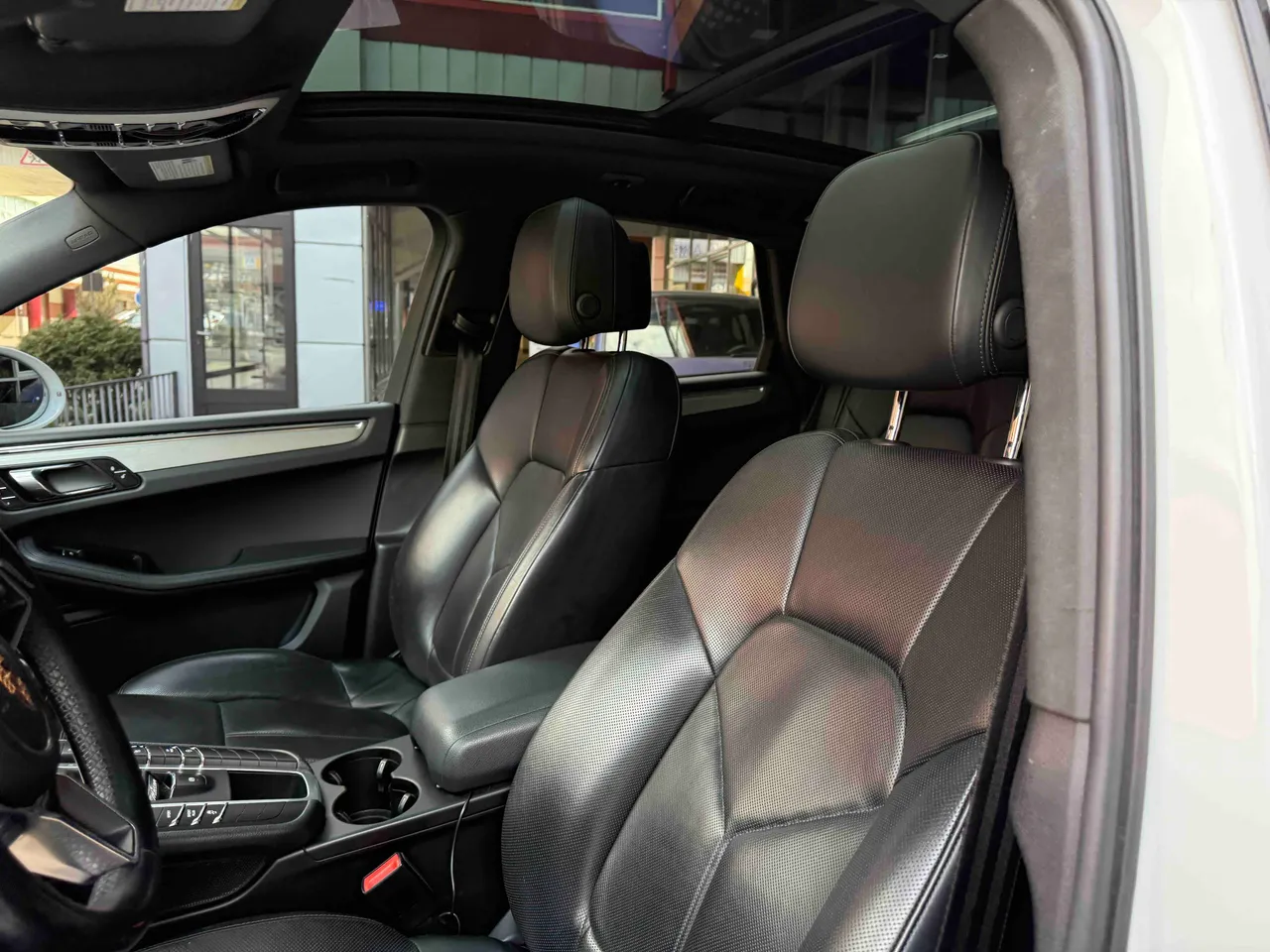 Porsche Macan - фото 19