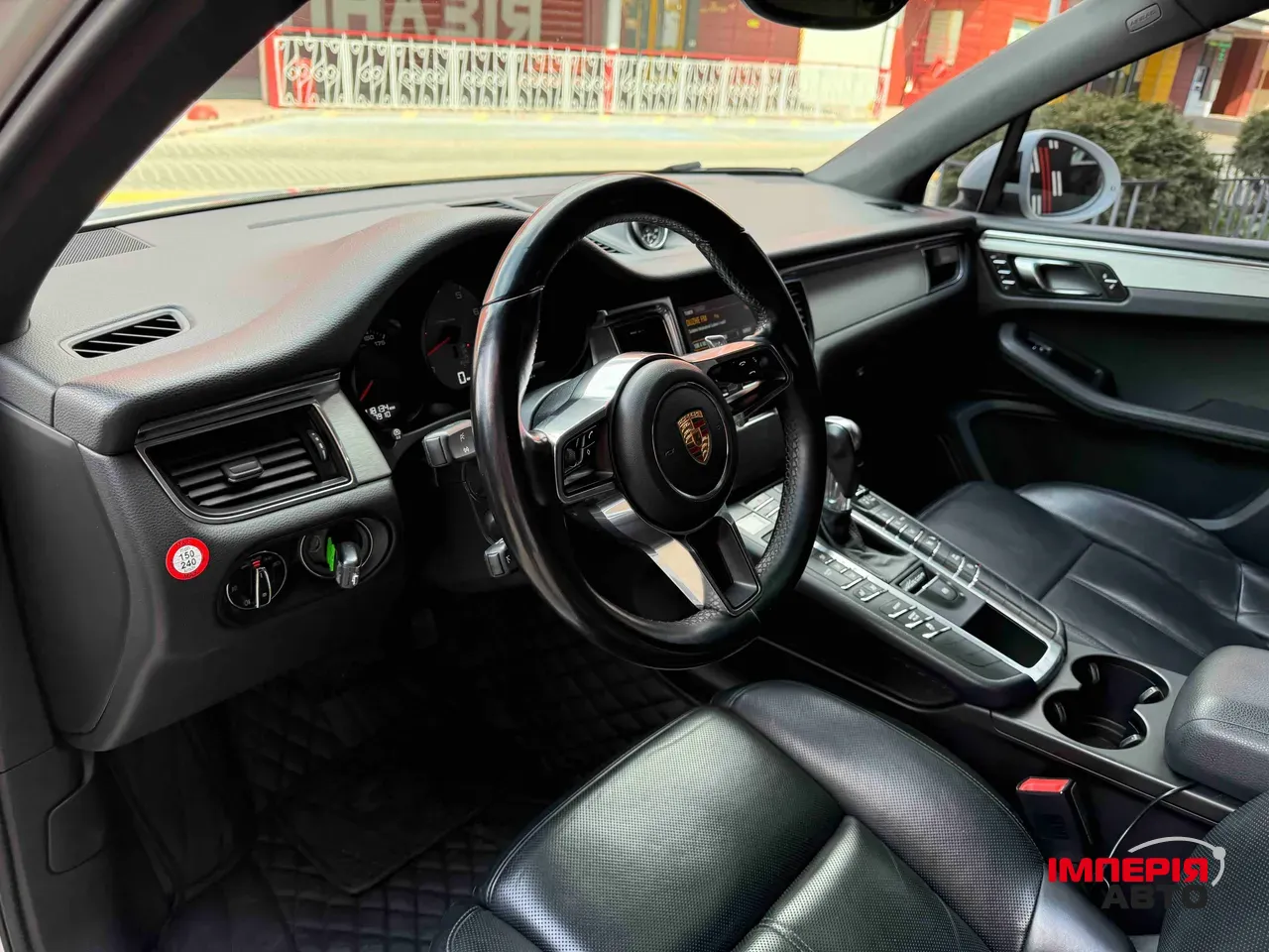 Porsche Macan - фото 20