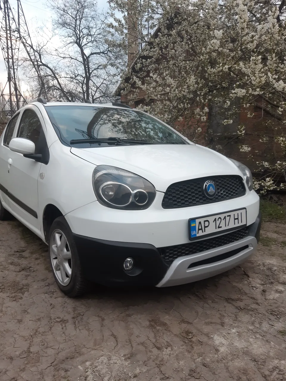 Geely LC (Panda) Cross - фото 1